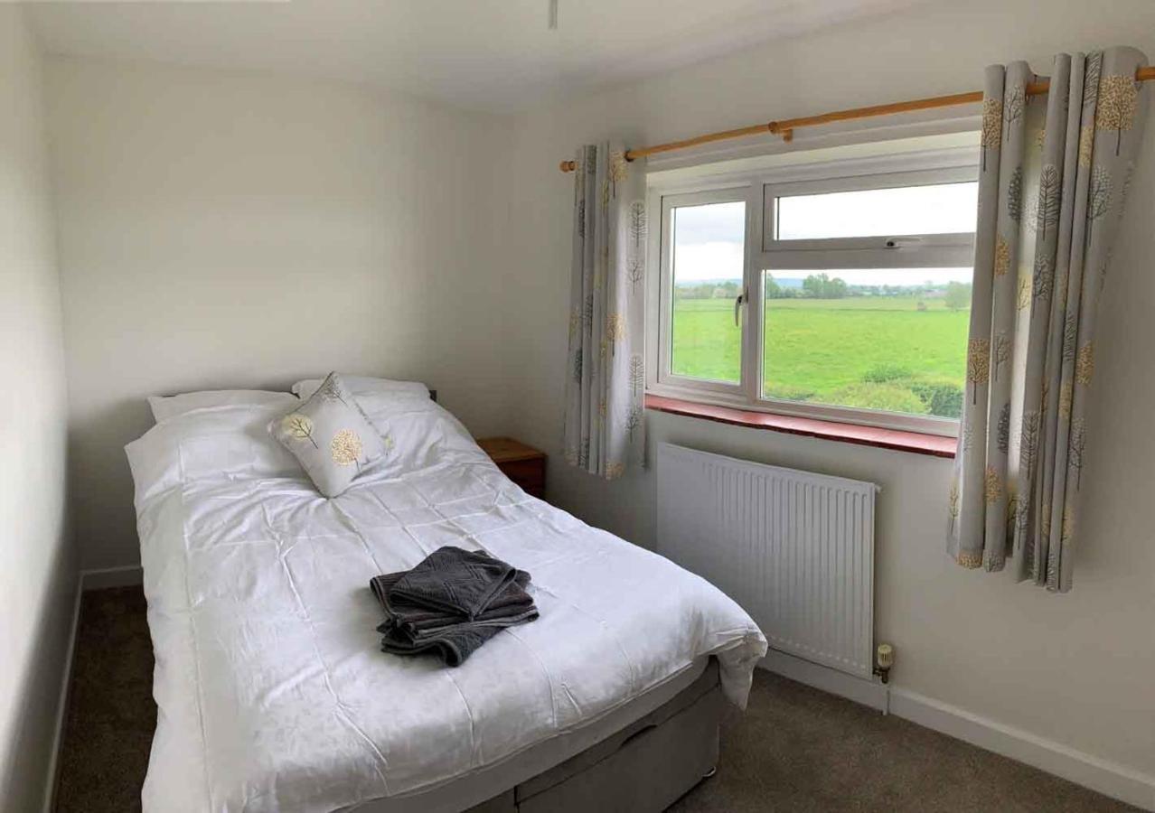 Glastonbury Glamping Wells Eksteriør billede